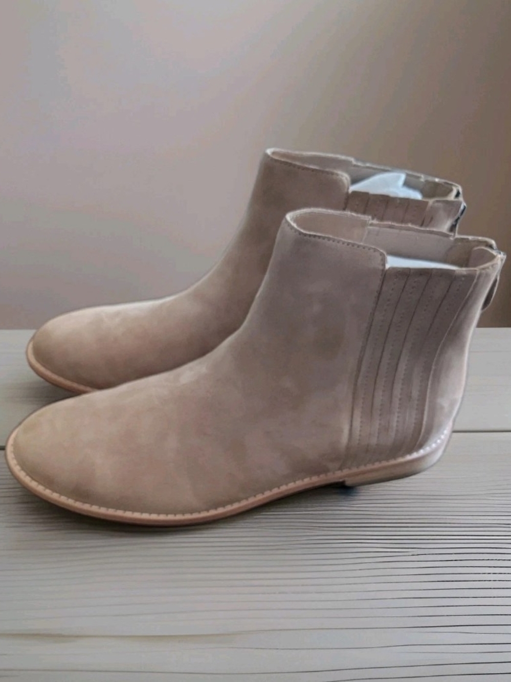 Eileen Fisher Women's Zip Up Suede Chelsea Ankle Boots Size 11 - Tan